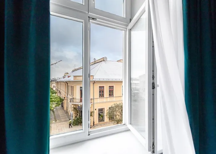 Διαμέρισμα Amazing - Krakowskie Przedmiescie 36 *